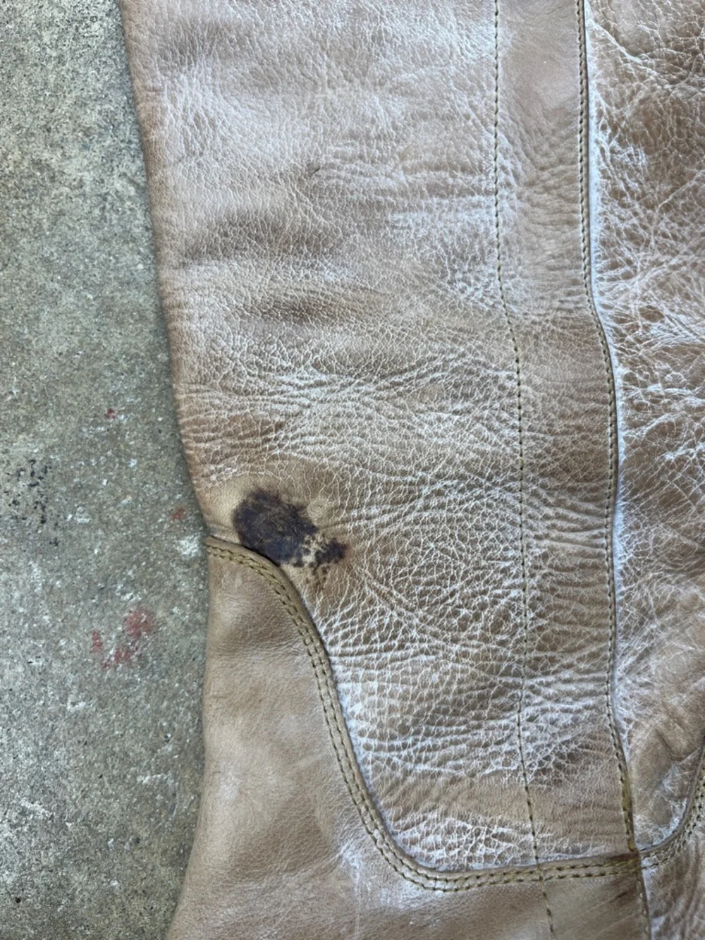 Frye Paige Tall Leather Riding Boots in Light Taupe (with flaw) Size: 9 1/2B